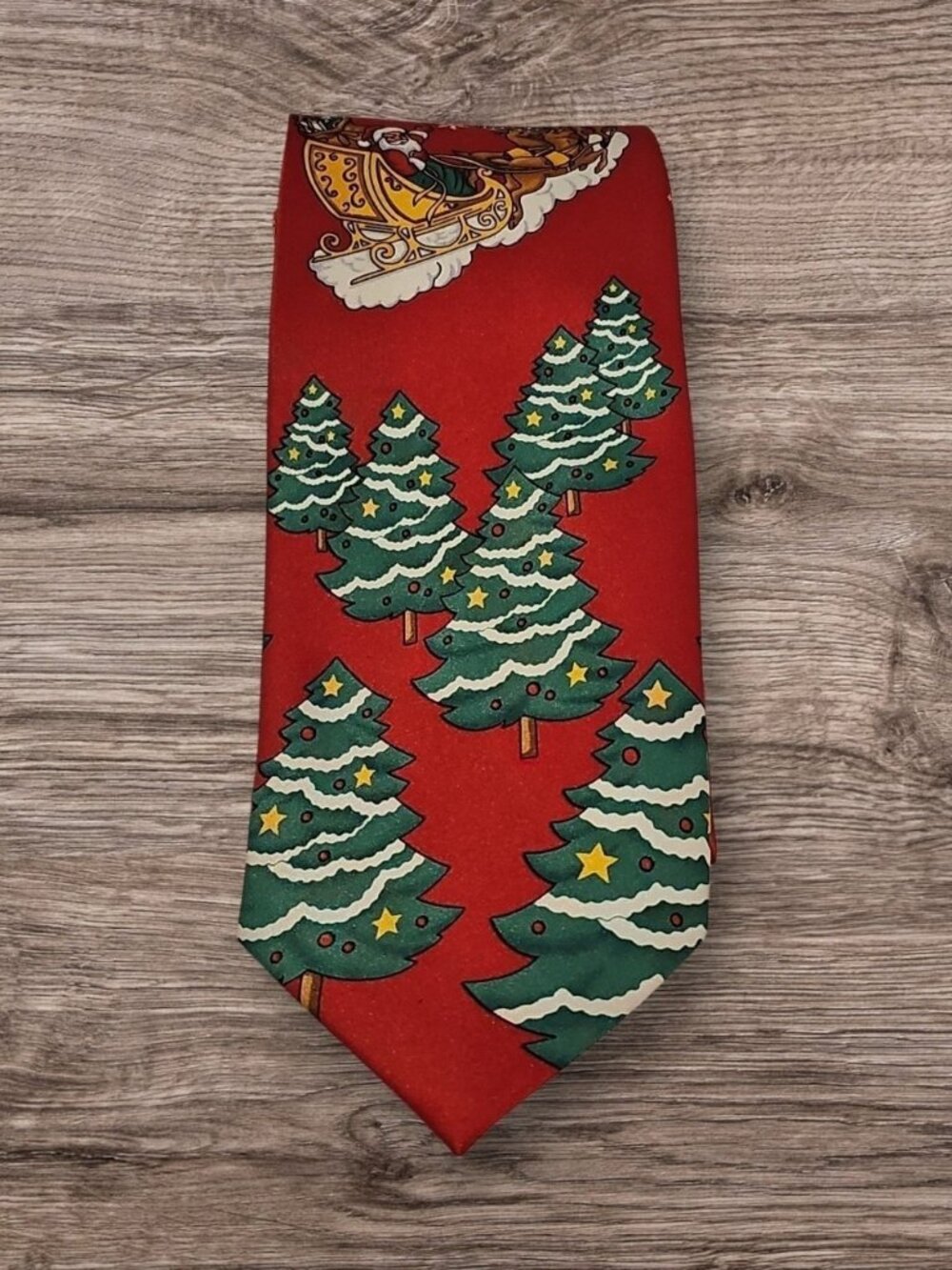 Christmas NeckTie Holiday Traditions Red Color NEW TIE